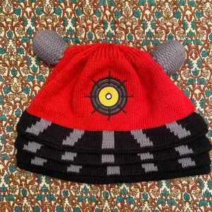 NWOT Doctor Who Dalek Winter Beanie Hat